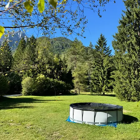 Cozy Mountain Near Kranjska Gora Hébergement de vacances Gozd Martuljek