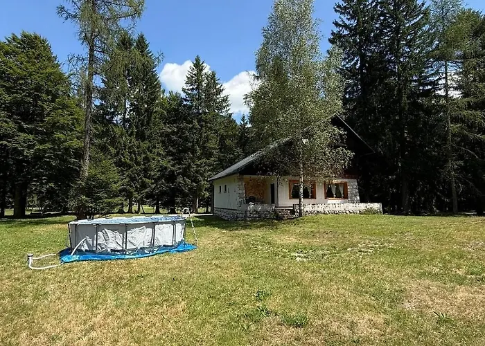 בית נופש Cozy Mountain Near Kranjska Gora גוזד מרטולז'ק