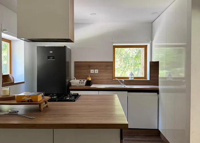 Cozy Mountain Near Kranjska Gora * גוזד מרטולז'ק